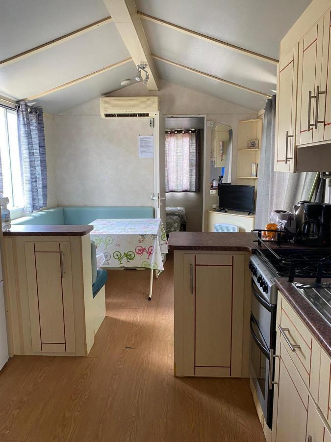 Hotel The Farm Tiny House - Tiny Casa Chiclana de la Frontera Exterior foto